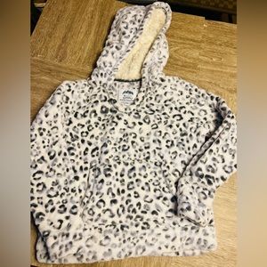 Makers Mark Cuddly Plush Pullover